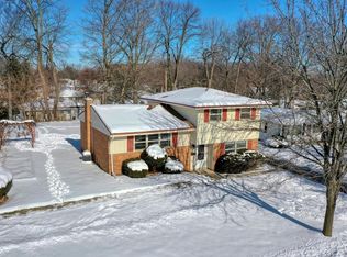 7224 Elberton Ave, Greendale, WI 53129
