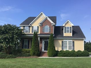 2320 Penarth Ct, Zebulon, NC 27597