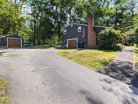 5th image of 5 Hilltop Road