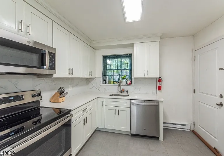 206 Main St #42A — Photo 8