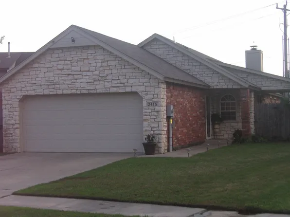 2415 Lakecrest Dr, Moore, OK 73170