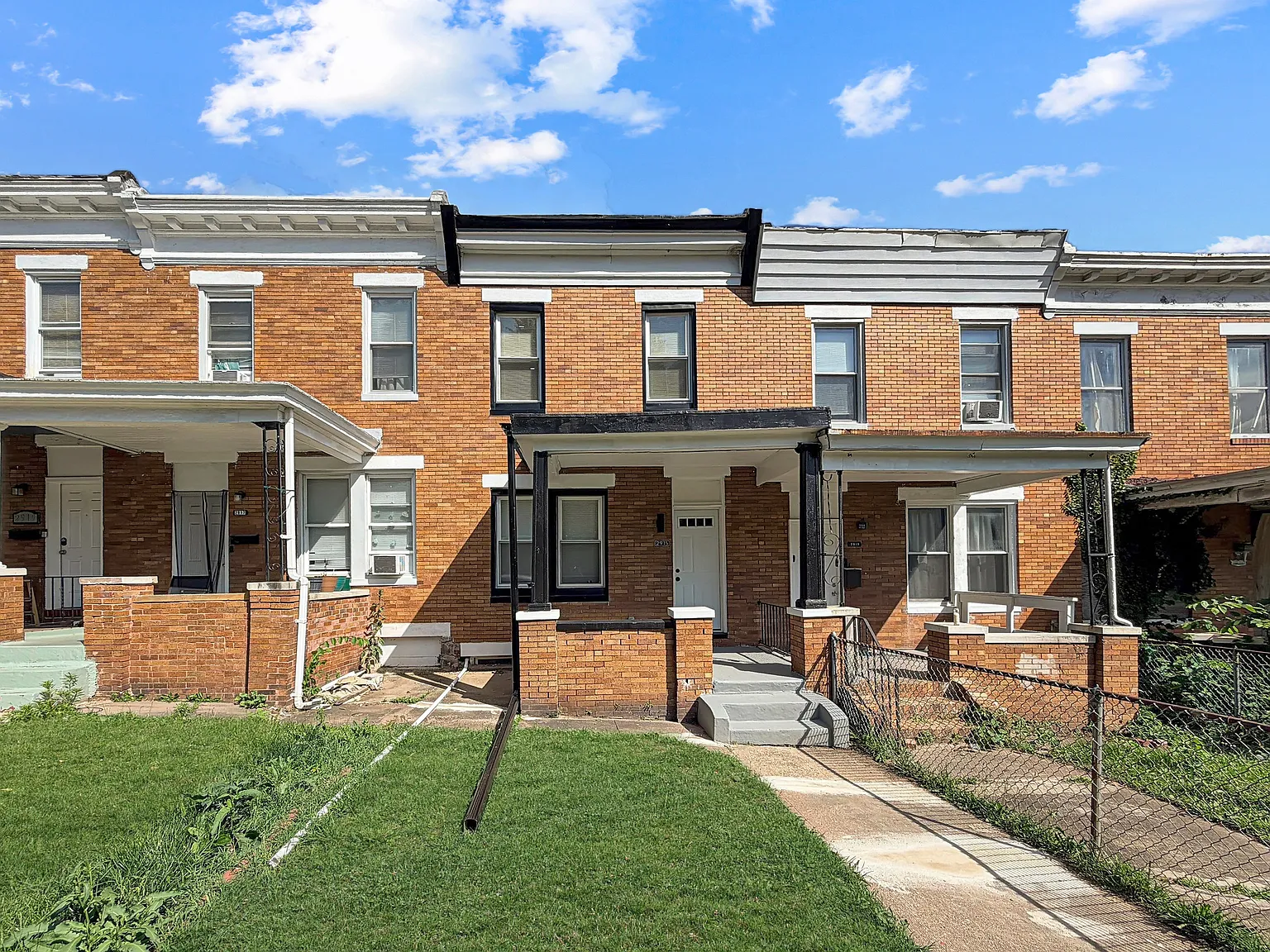 Fully Renovated 4BR/2.5BA Home | Finished Basement | Central A/C — Photo 1
