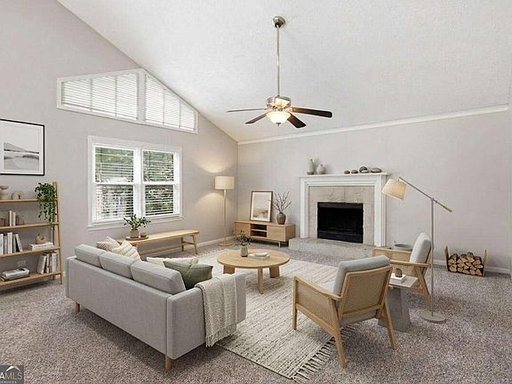 4th image of 815 Old Spring Way