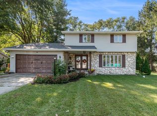 16312 Barna Dr, Granger, IN