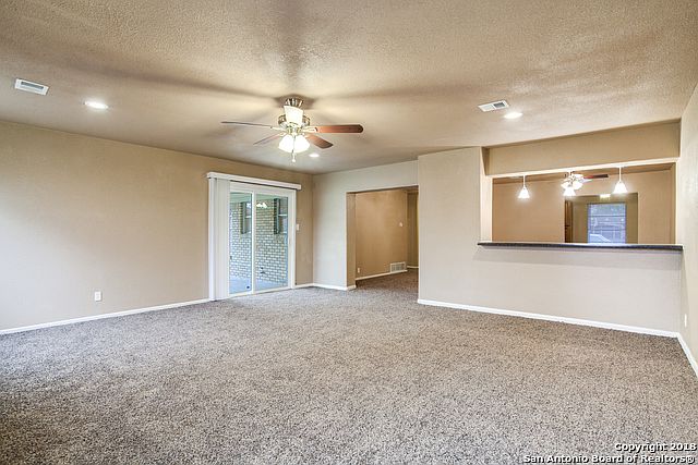 1st image of 4635 Lakewood Dr