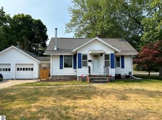 1118 E High St, Mount Pleasant, MI 48858