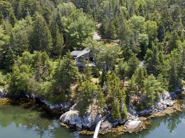 16 Modin Lane, Penobscot, ME 04476
