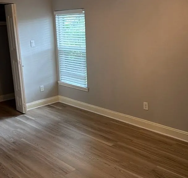 13375 Glenside Dr — Photo 14