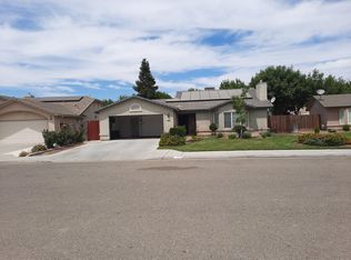 366 Molly Ave, Chowchilla, CA
