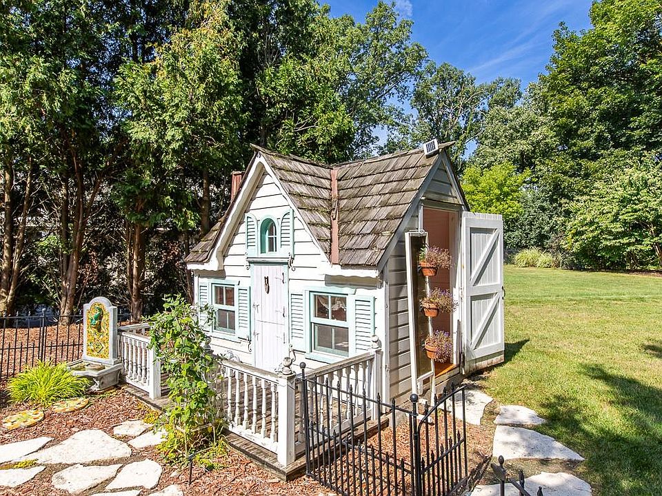 846 Redding Rd, photo 27