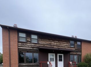 2004 4th St NW, Minot, ND 58703