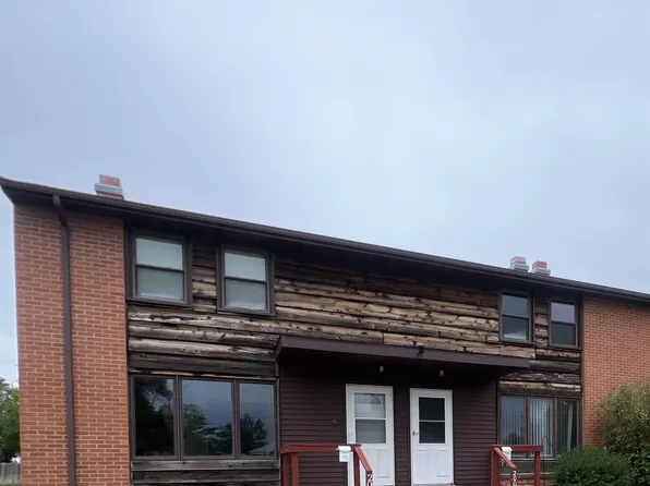 2004 4th St NW, Minot, ND 58703