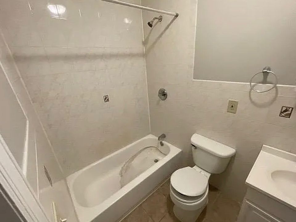 1st image of 4206 Smith Ave #1