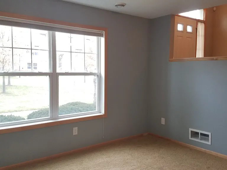 11749 Emery Village Dr N — Photo 21