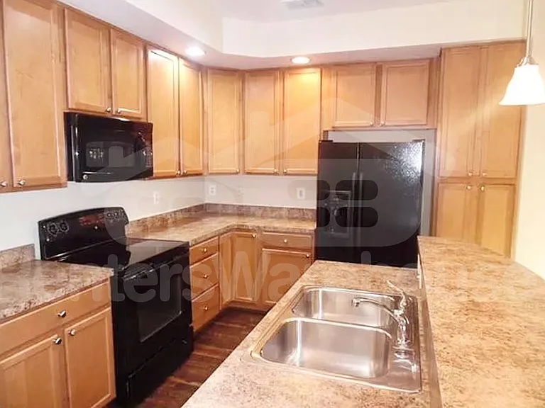 1612 Hardwick Ct #A — Photo 4