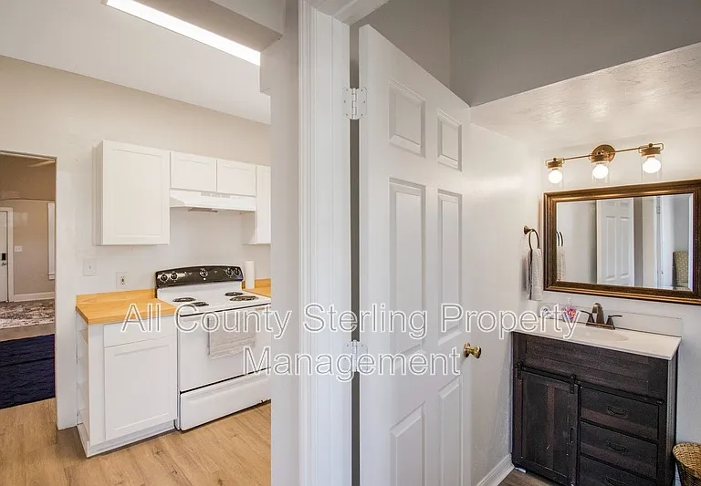 702 NW 2nd Ave — Photo 18