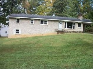 4002 W Englewood Blvd, Johnson City, TN 37601