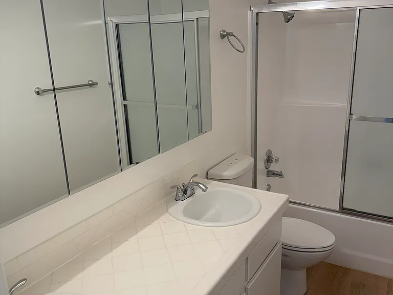 Parkwest Apartments — Photo 19