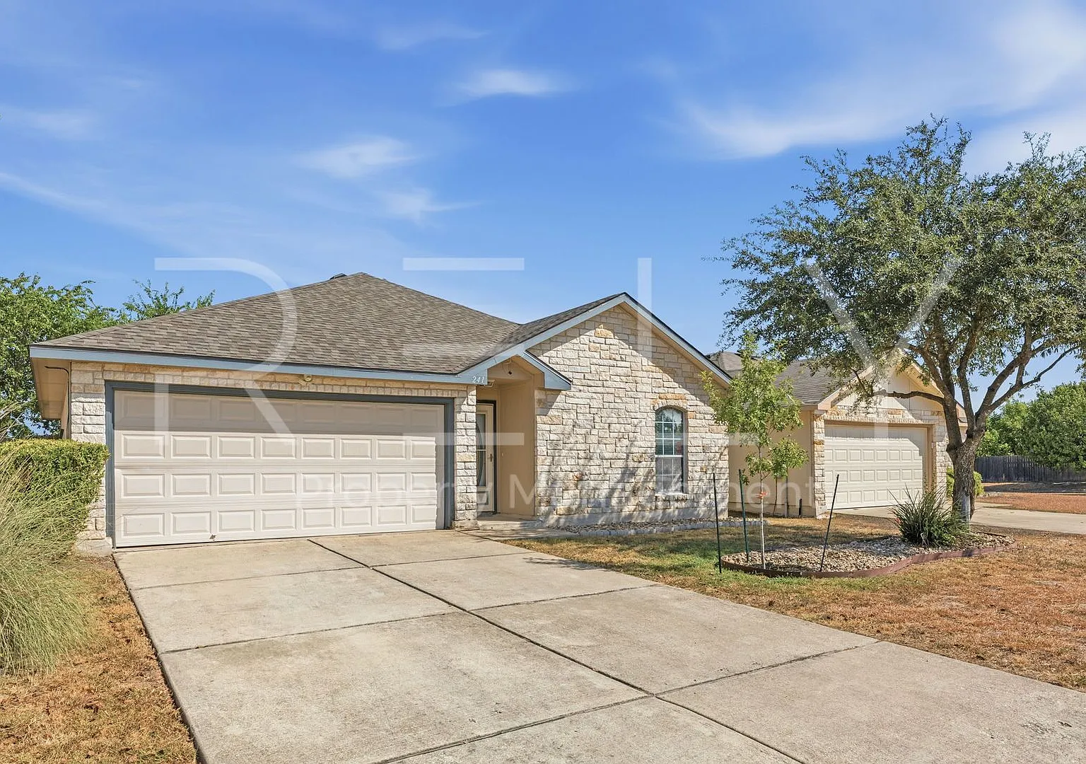 241 Moonstone Dr Jarrell, TX 76537 — Photo 3