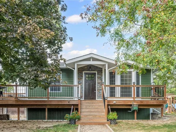 7906 NW State Highway 9, Kansas City, MO 64152