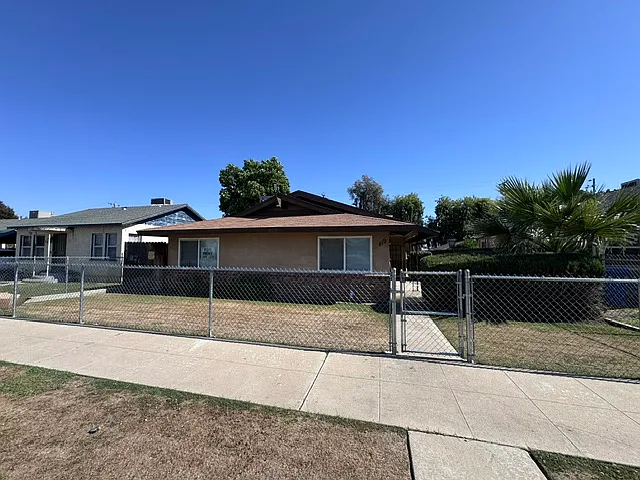 819 Washington Ave #A