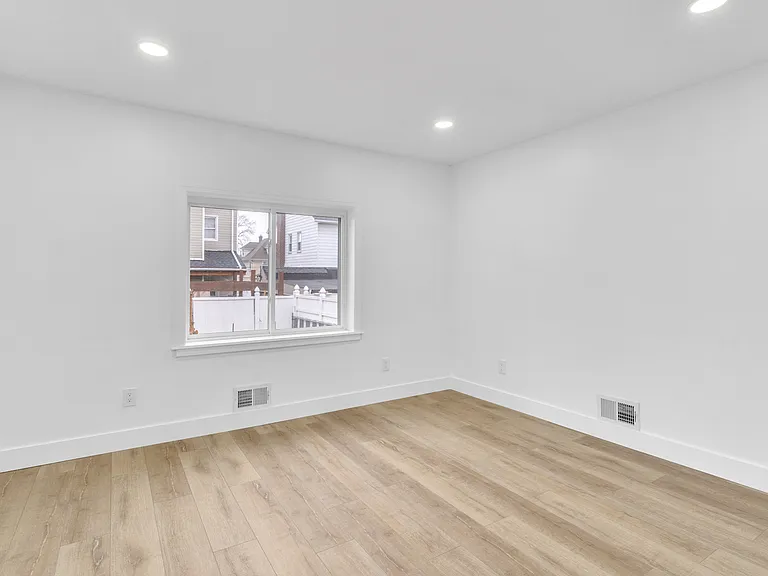 36 Melrose Ave #1 — Photo 13