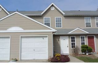 114 Highmeadows Dr, Sicklerville, NJ 08081