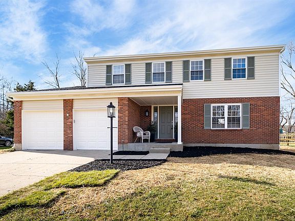 3rd image of 5941 Woodspoint Dr