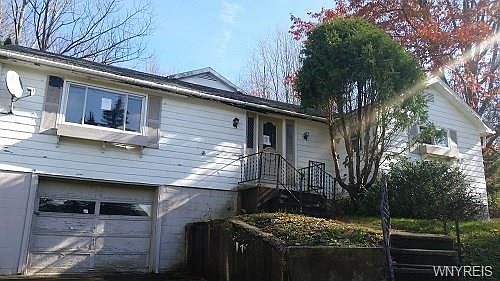 1st image of 37 Pine Hill Dr