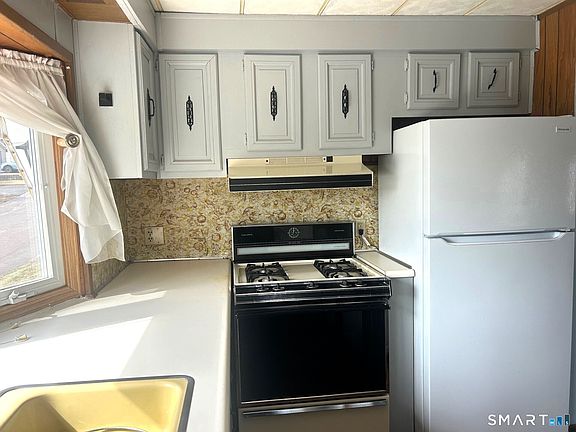 4th image of 325 Kelly Road #TRLR A6