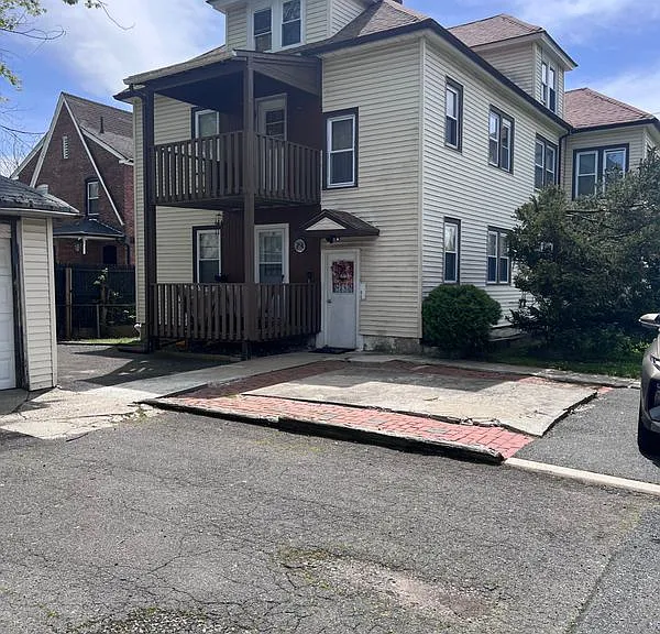 20 Tower Ave #2 — Photo 16