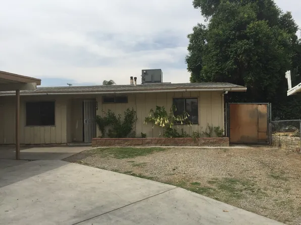 524 E 2nd St, Rialto, CA 92376