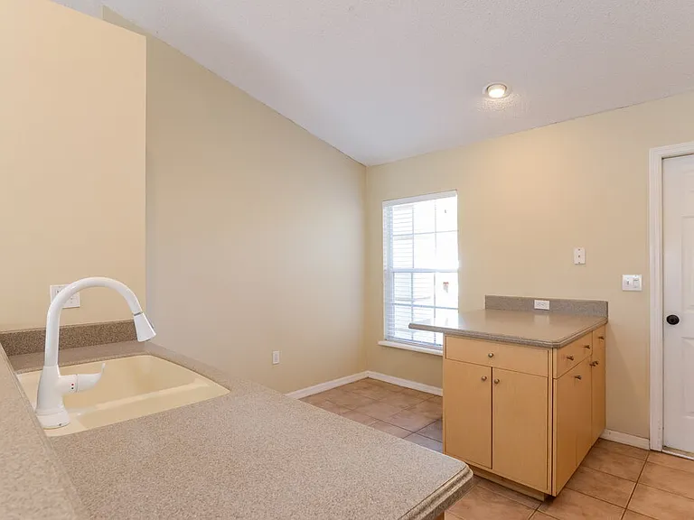 4519 Weasel Dr — Photo 5