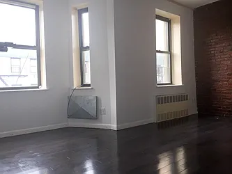 Rented by Ethan Blinder, LREB