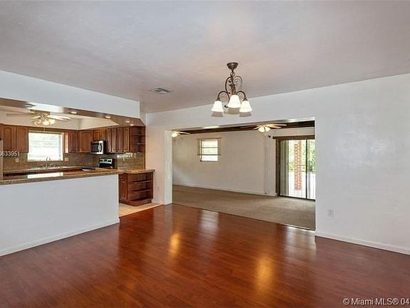 3rd image of 17910 SW 92nd Ave