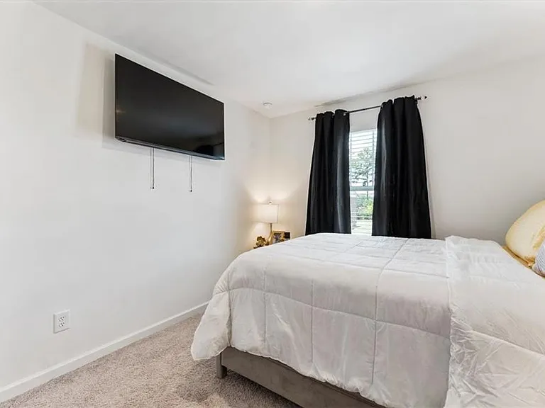 2359 Argento Cir — Photo 57