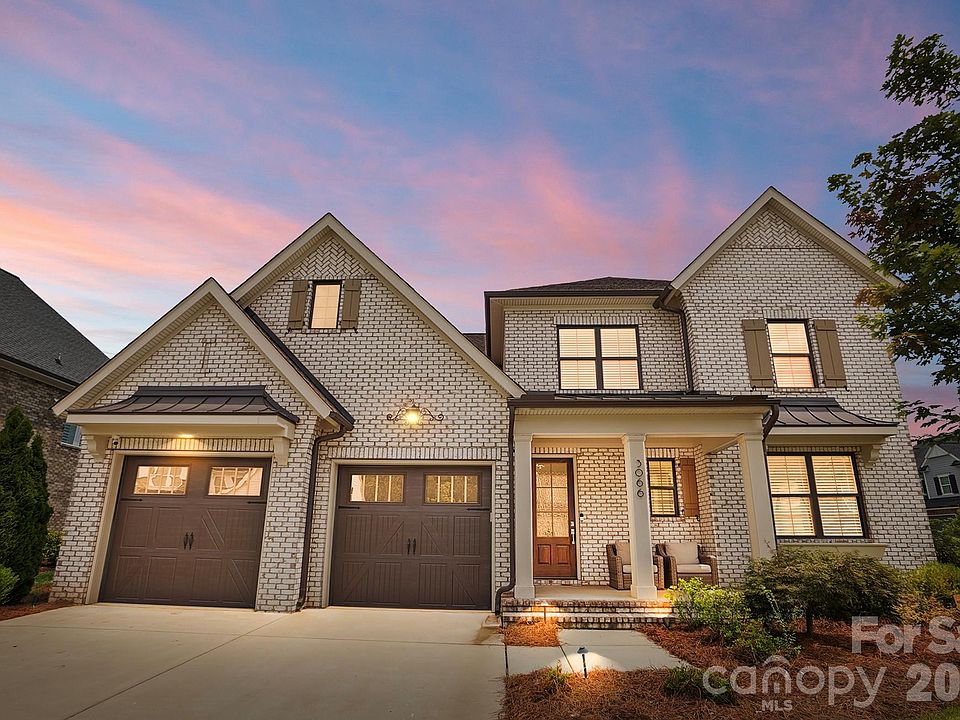 1st image of 3066 Belden Dr