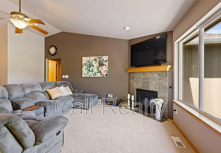 5211 S Myrtle Ln — Photo 10