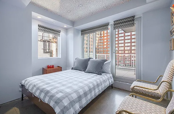 Rented by SR8 REALTY LLC | media 15