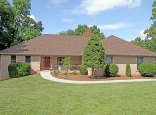 132 Hillview Ct, Gray, TN 37615
