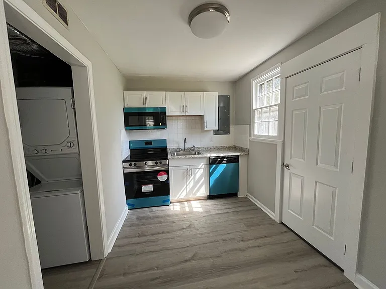 432 Sequoyah Dr — Photo 3