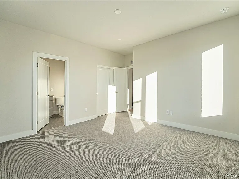 2670 Westview Way — Photo 6