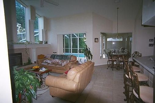 5th image of 4902 Sylvan Oaks Dr