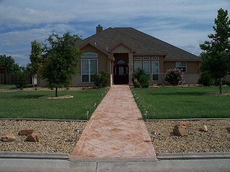 1st image of 1722 Loganwood Dr