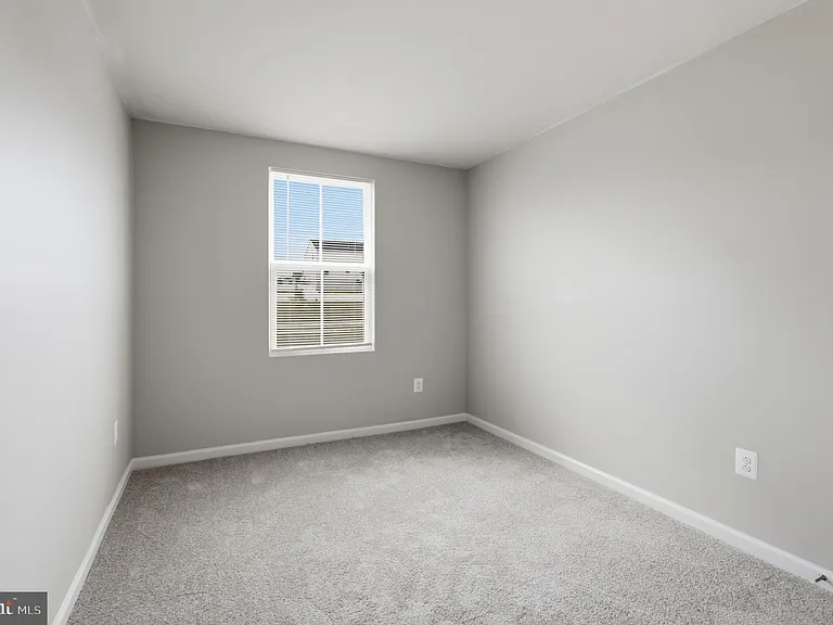64 Dripping Spring Dr — Photo 8