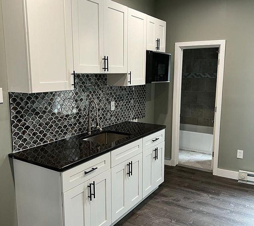 1st image of 653 N Brooklyn St #2