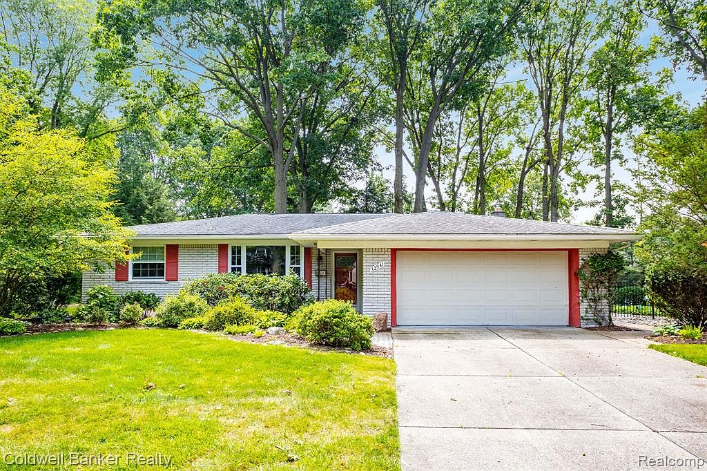 32941 Brier Ct, Livonia, MI 48152 Zillow