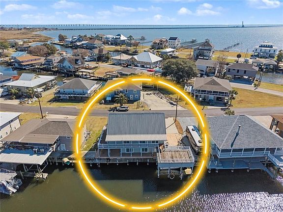 3rd image of 232 Jacqueline Dr