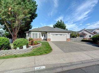 2882 Kerrisdale Ridge Dr, Medford, OR 97504