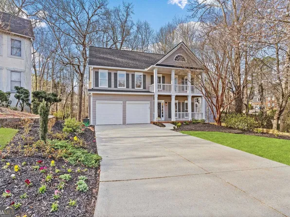 595 Summer Breeze Ct, Alpharetta, GA 30005